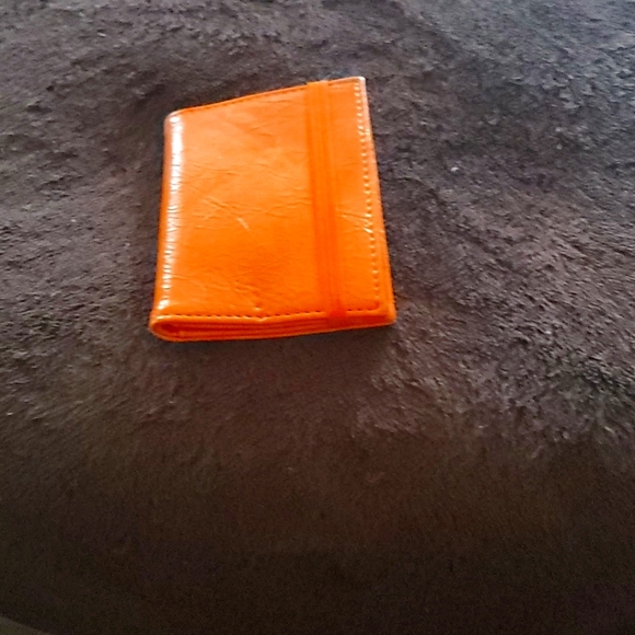 Orange leather card case - Picture 1 of 2